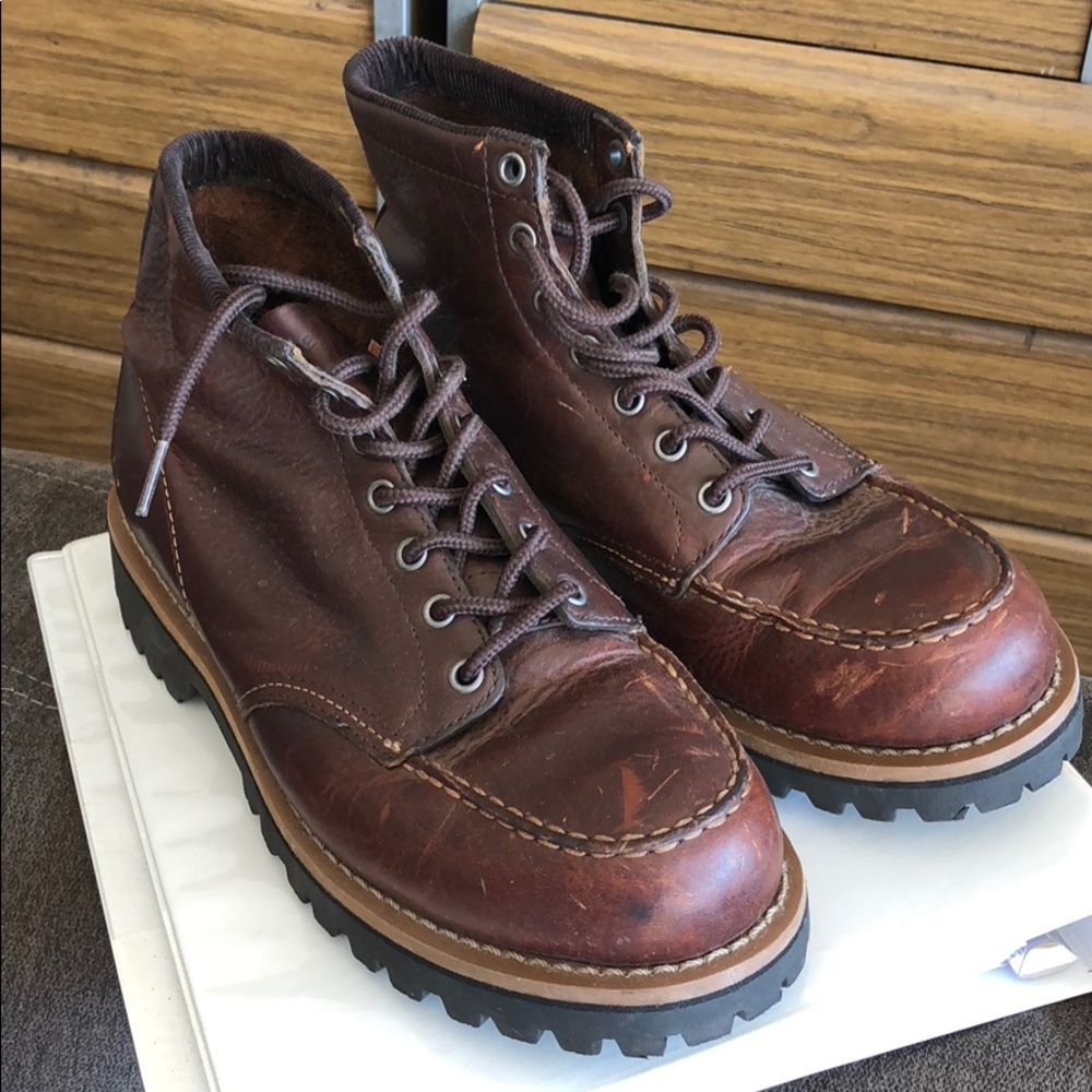 MENS AMERICAN EAGLE brown leather boots